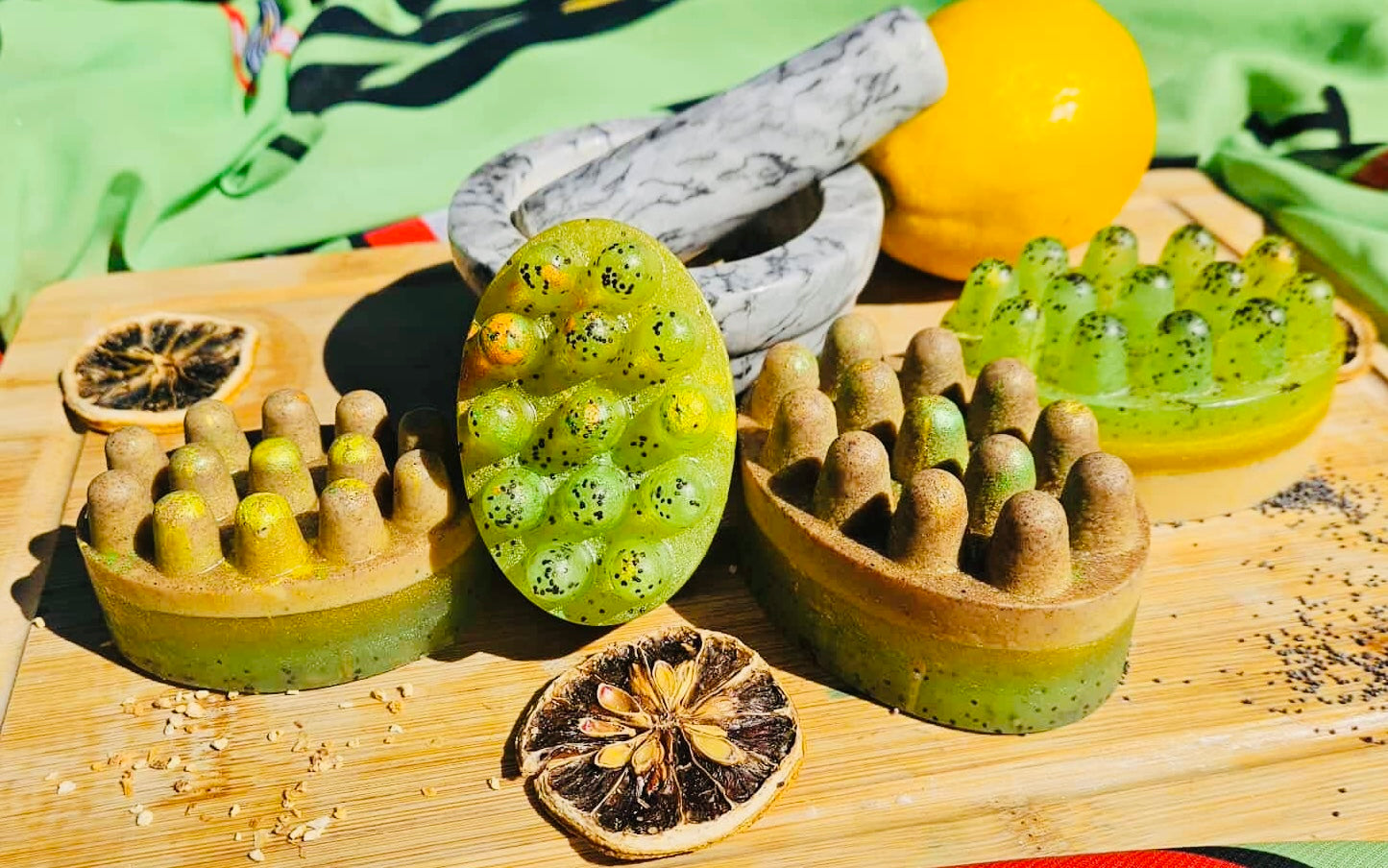 Earth Elements:”Busy Body” Exfoliating, De-Greasing, Moisturizing Soap