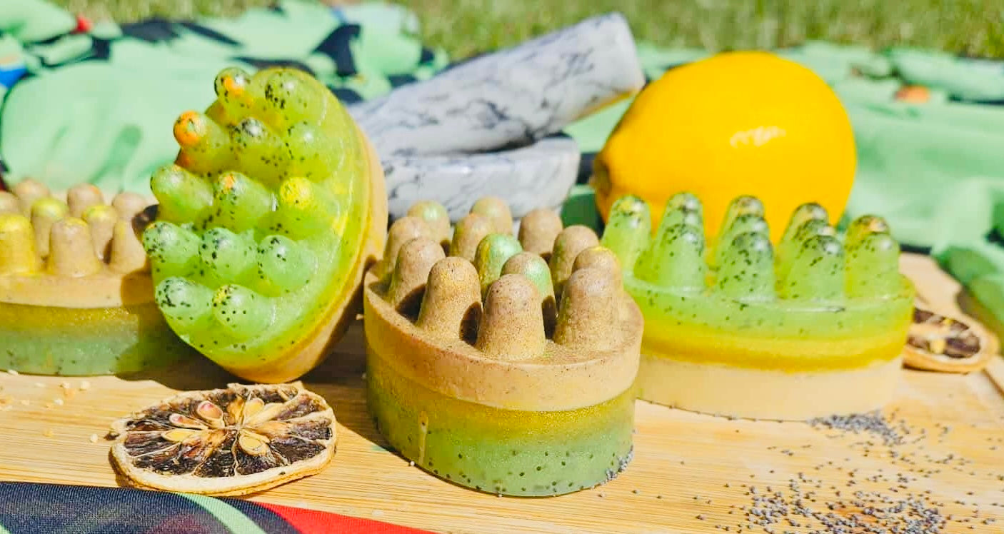 Earth Elements:”Busy Body” Exfoliating, De-Greasing, Moisturizing Soap